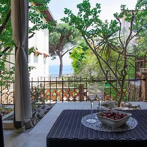 Appartamento Nico, Volosko, Pet Friendly, Abbazia